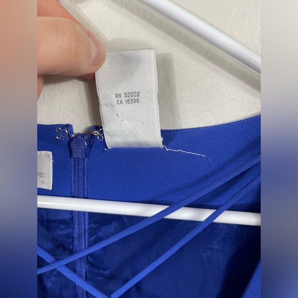 LizCaliborne Elegant Blue Dress with Unique Neckline Career Classic Summer Sz 14 - Picture 13 of 13